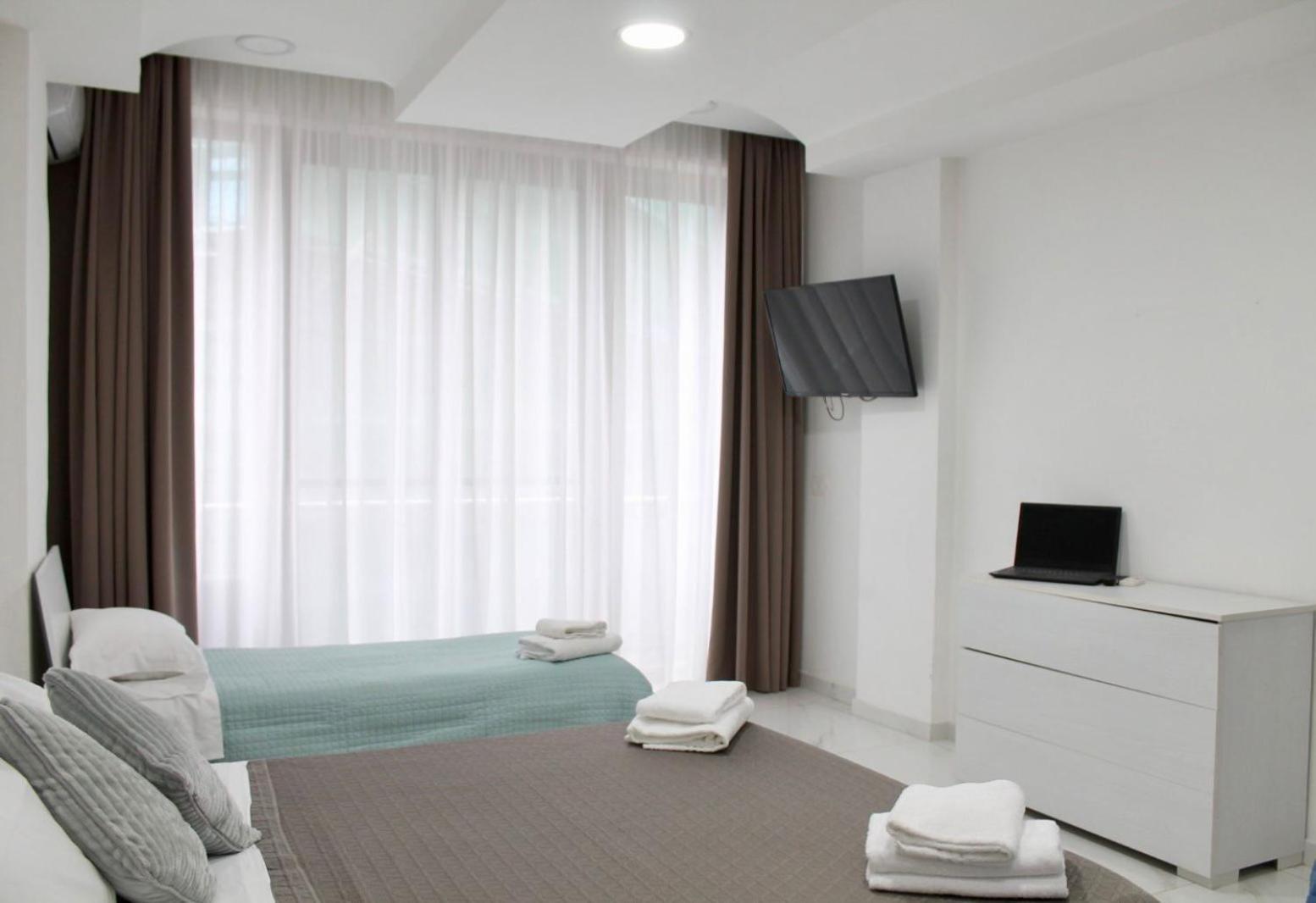 B&B Central Rooms 137 Napoli Dış mekan fotoğraf