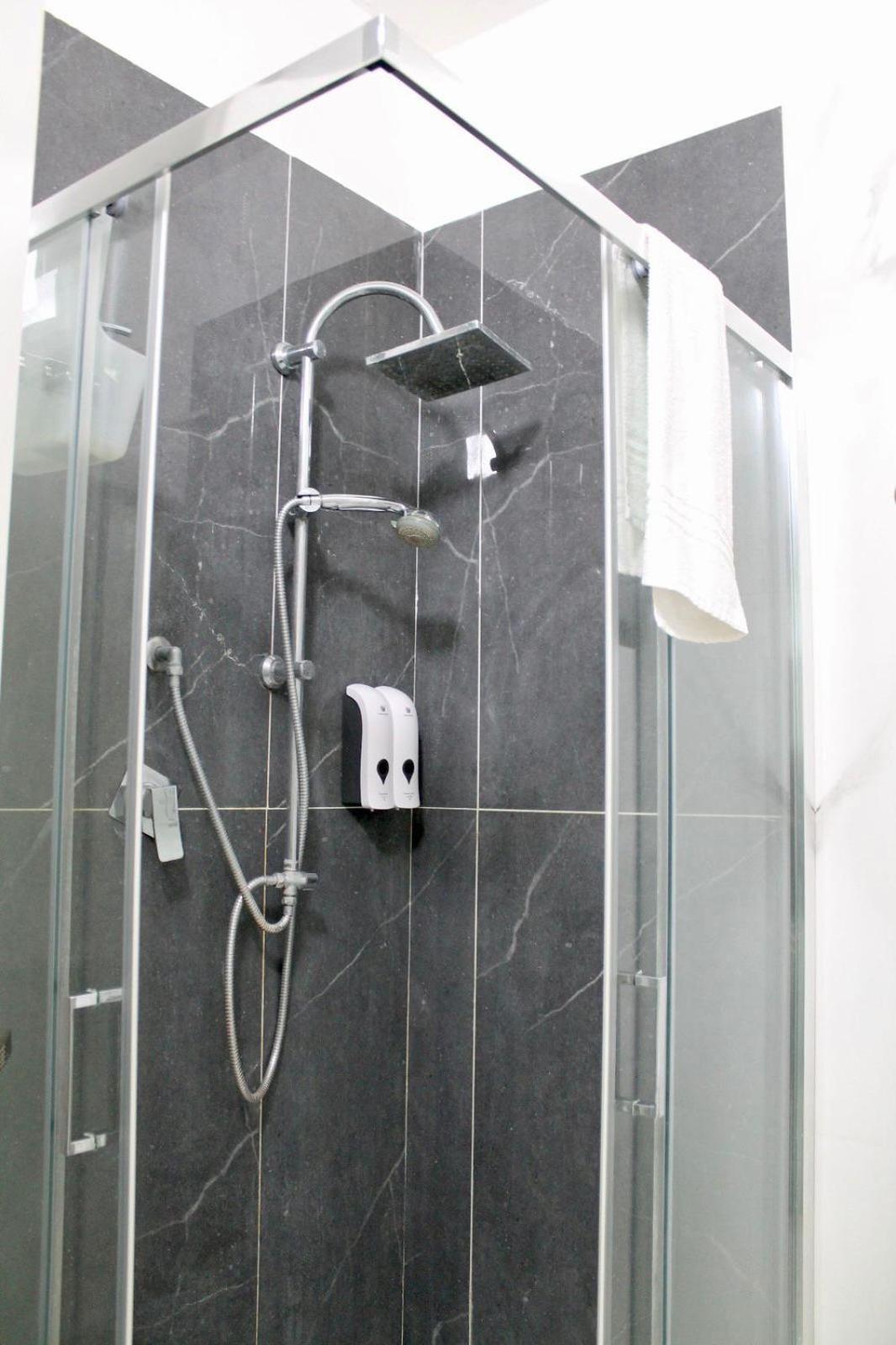 B&B Central Rooms 137 Napoli Dış mekan fotoğraf