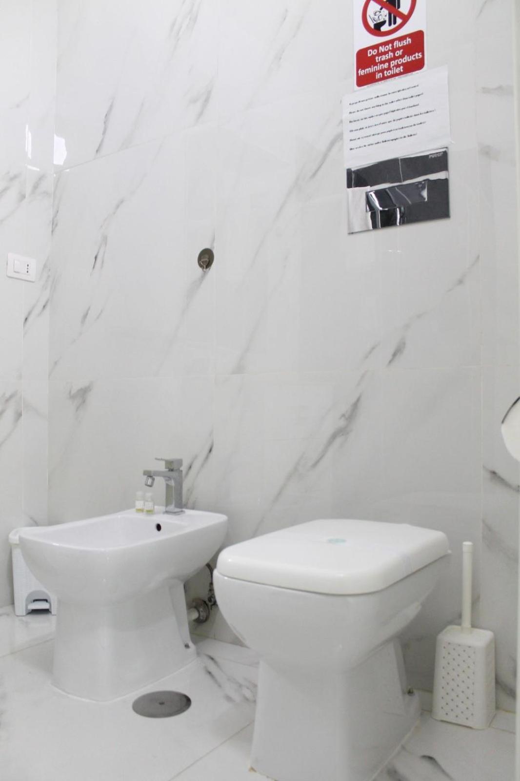 B&B Central Rooms 137 Napoli Dış mekan fotoğraf